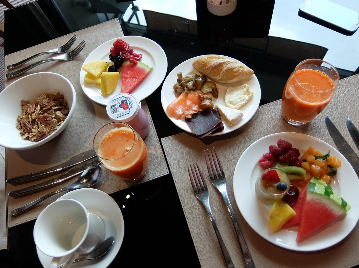 Petit dejeuner Mandarin Oriental Geneve Petit dejeuner Mandarin Oriental Geneve