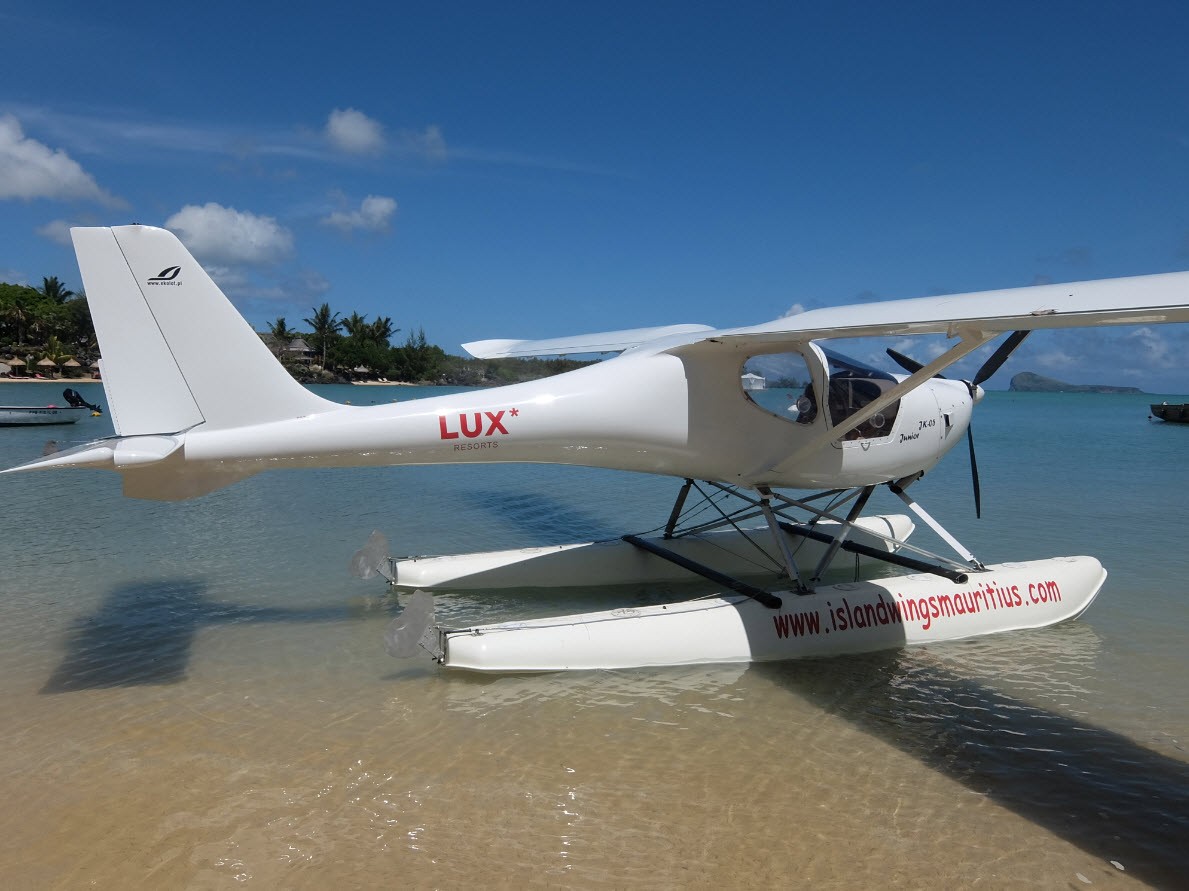 Hydravion LUX* Hydravion LUX*