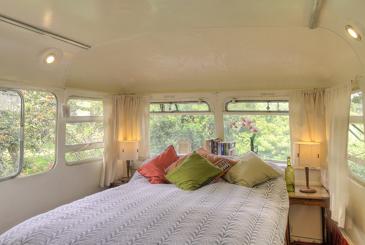 Dormir dans un bus Dormir dans un bus