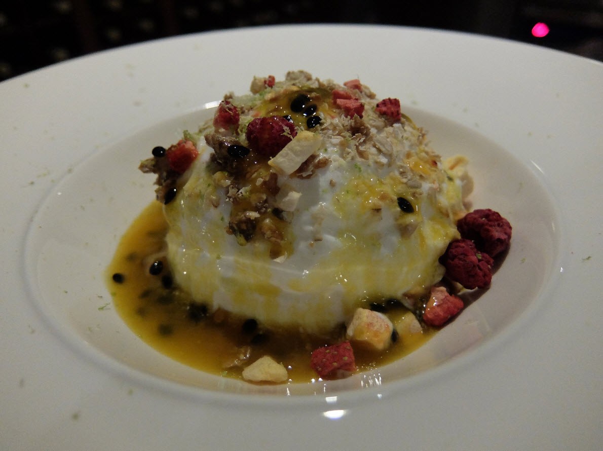Granola et mousse de yaourt Granola et mousse de yaourt