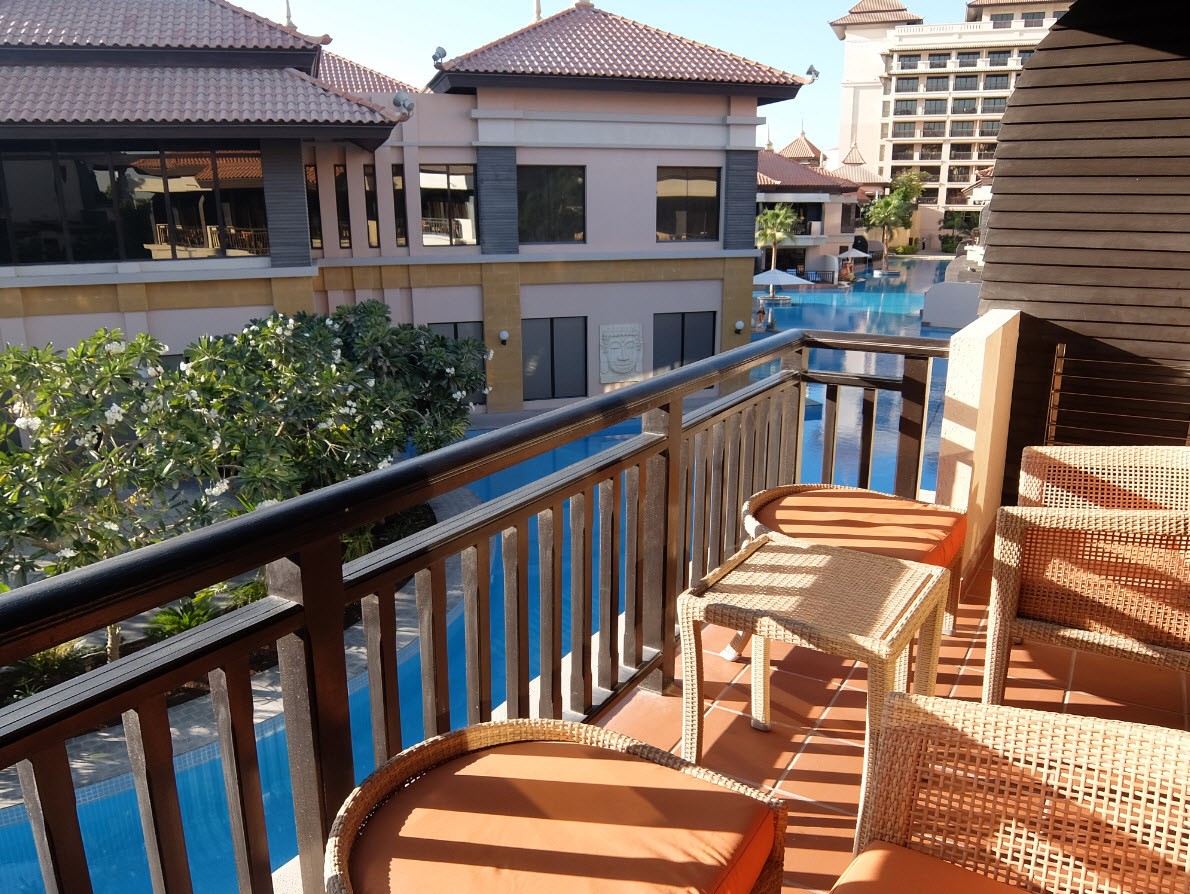 Balcon avec vue sur le lagon Balcon avec vue sur le lagon