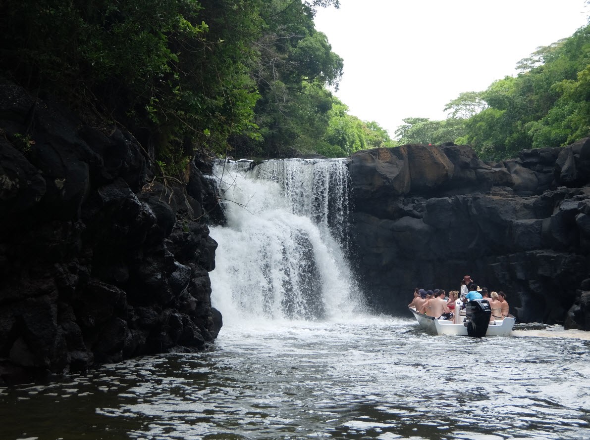Cascade Cascade