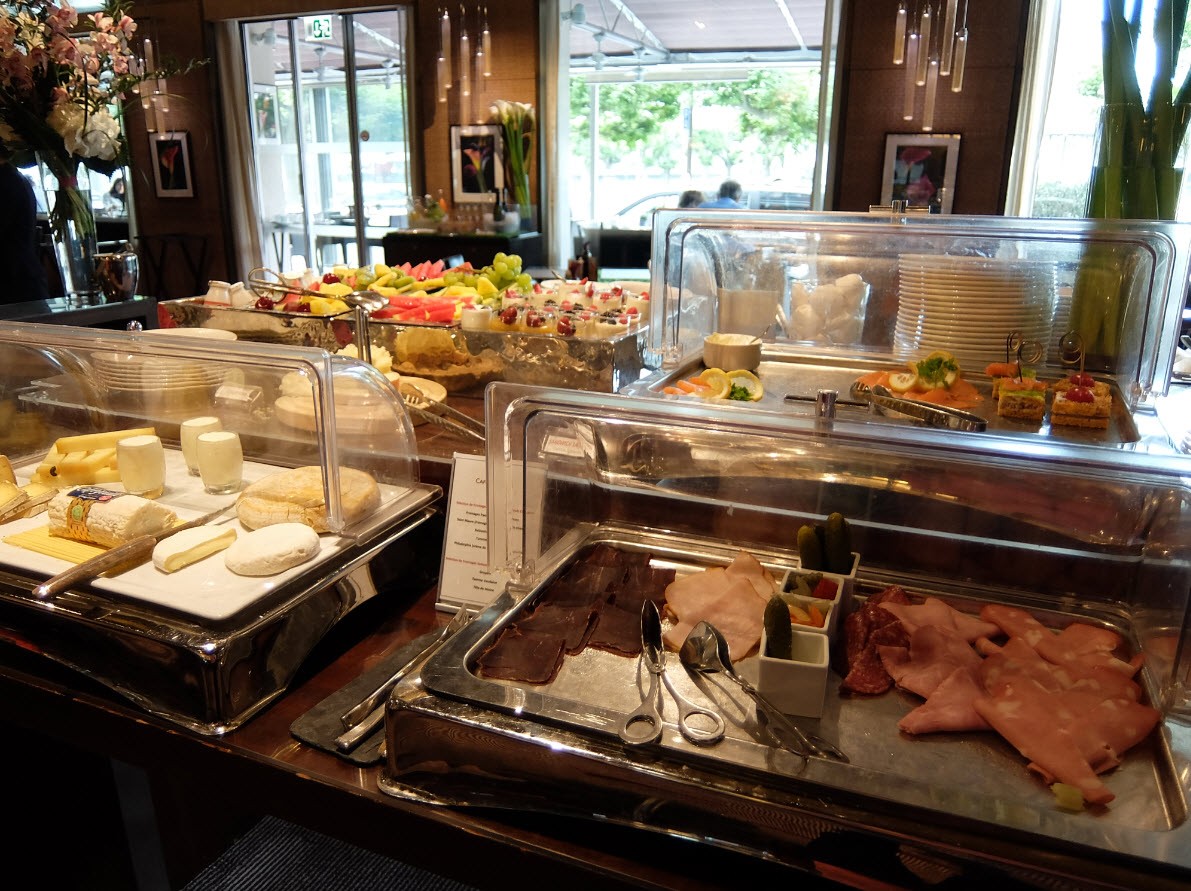 Petit dejeuner Mandarin Oriental Geneve Petit dejeuner Mandarin Oriental Geneve