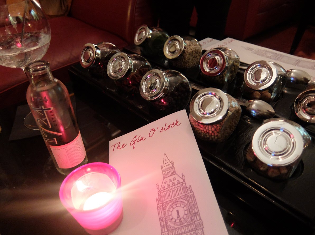 Gin tonic au Mirror Bar Gin tonic au Mirror Bar