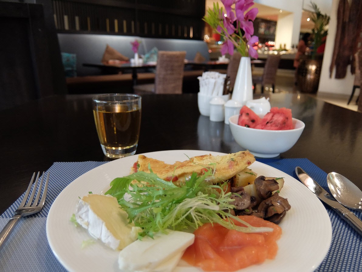 Petit-dejeuner Petit-dejeuner