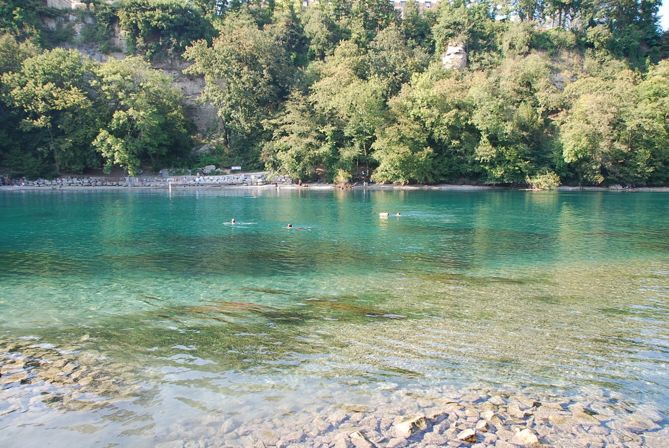 Eau limpide Rhone Eau limpide Rhone