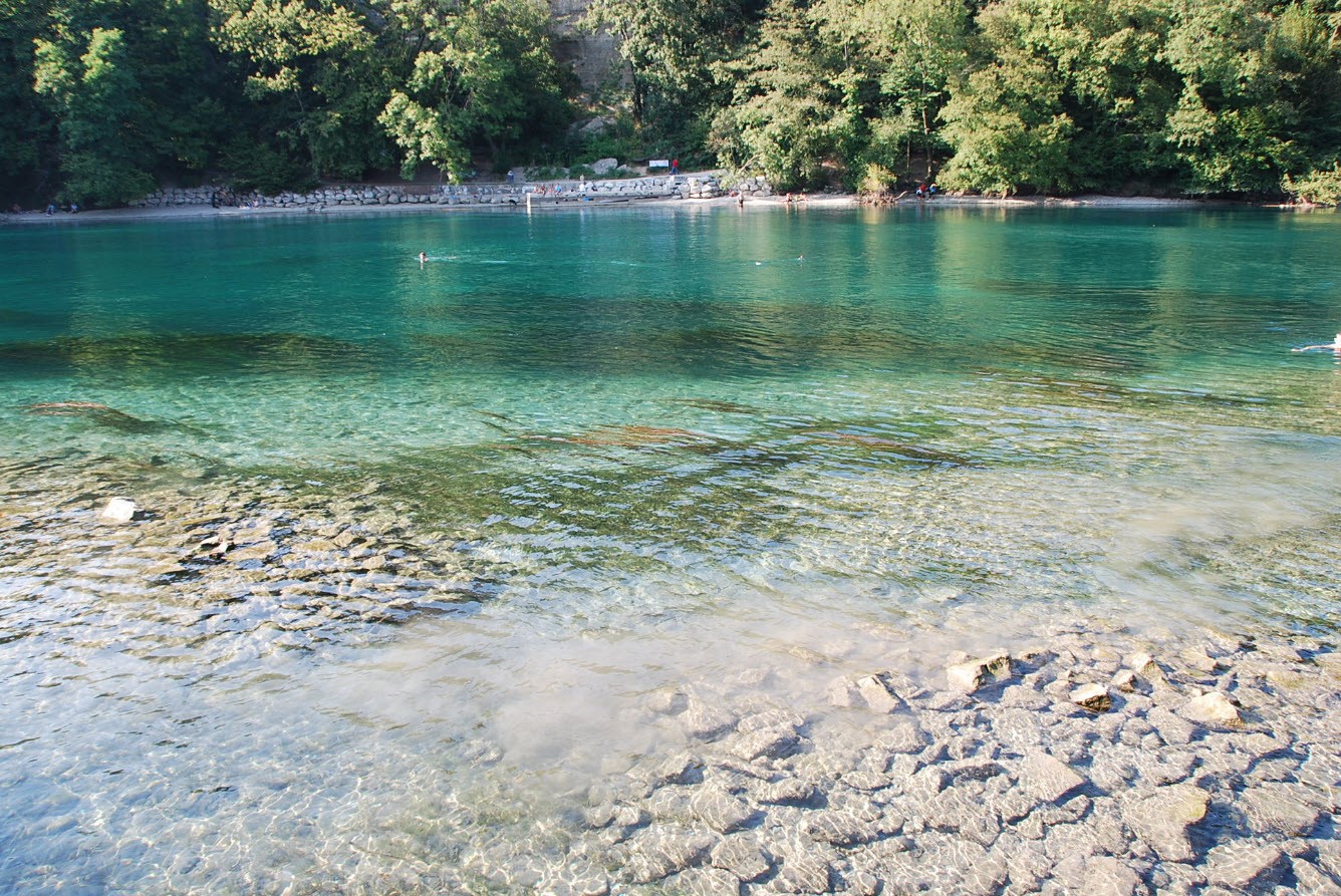 Baignade dans le Rhone Geneve Jonction Baignade dans le Rhone Geneve Jonction