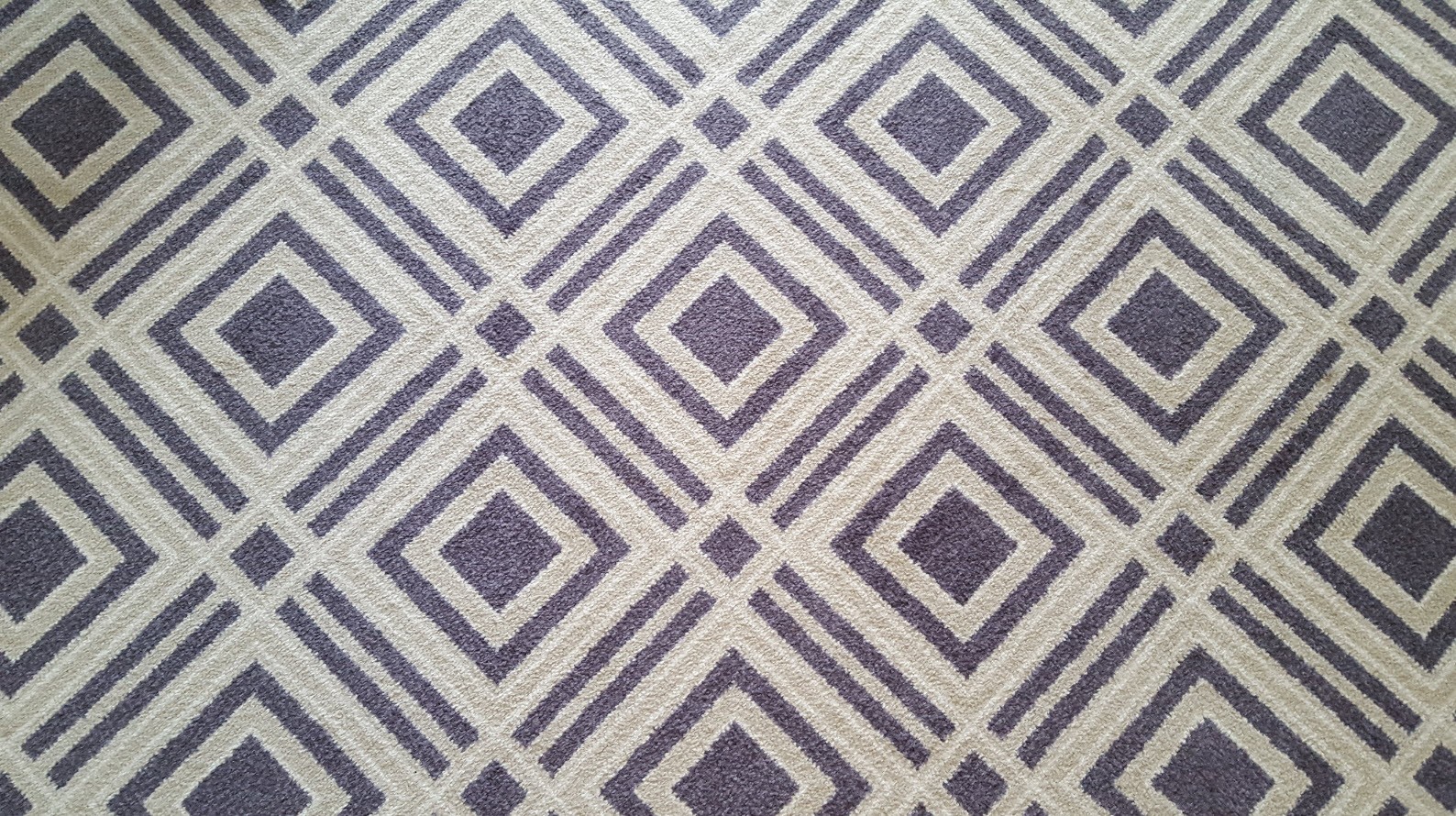 Moquette aux motifs geometriques Moquette aux motifs geometriques