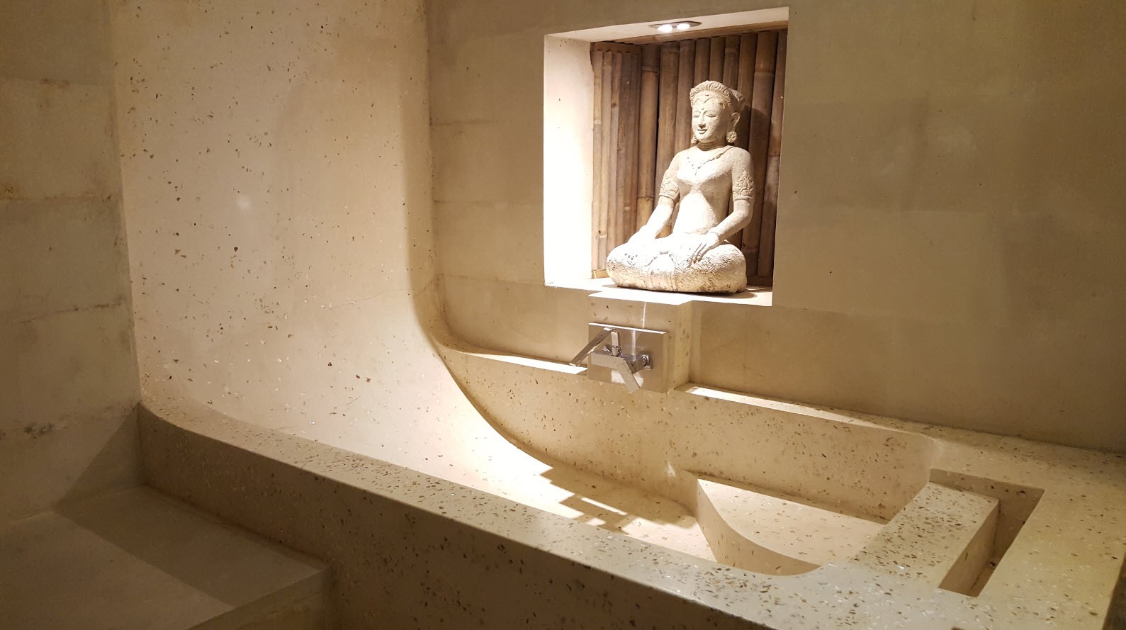 Somptueuse baignoire de nuit Somptueuse baignoire de nuit