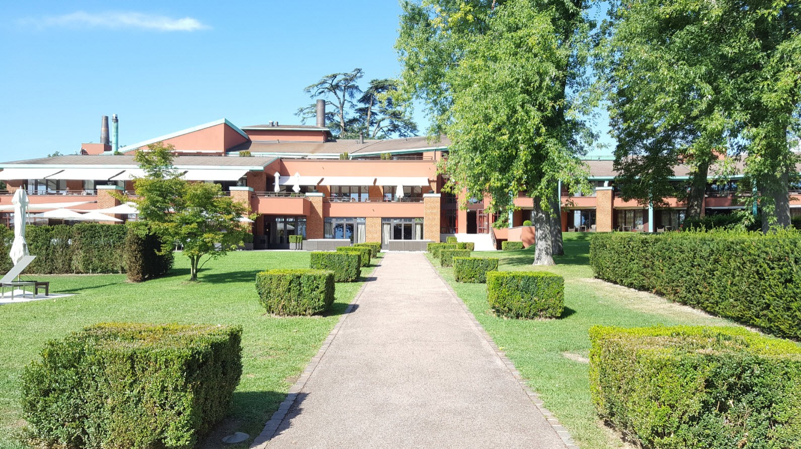 Hotel La Reserve Hotel La Reserve