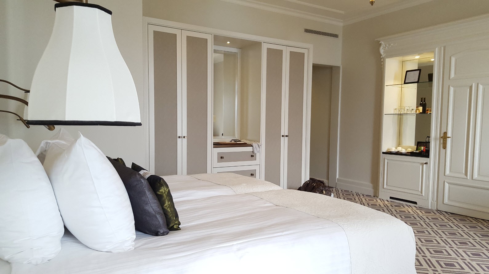Chambre cote lac Leman Chambre cote lac Leman