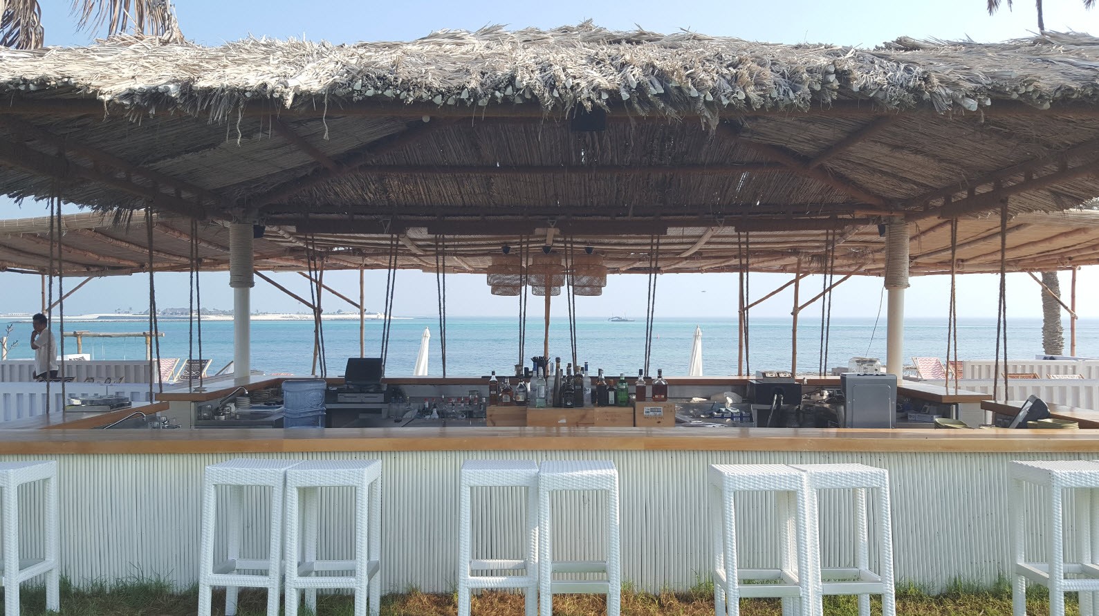 Bar au bord de la mer Bar au bord de la mer