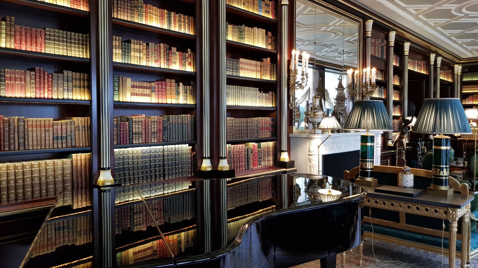 La Réserve Paris Hôtel La Réserve Paris Hôtel