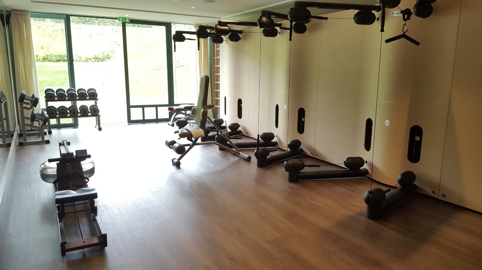 Fitness avec equipement dernier cri Fitness avec equipement dernier cri