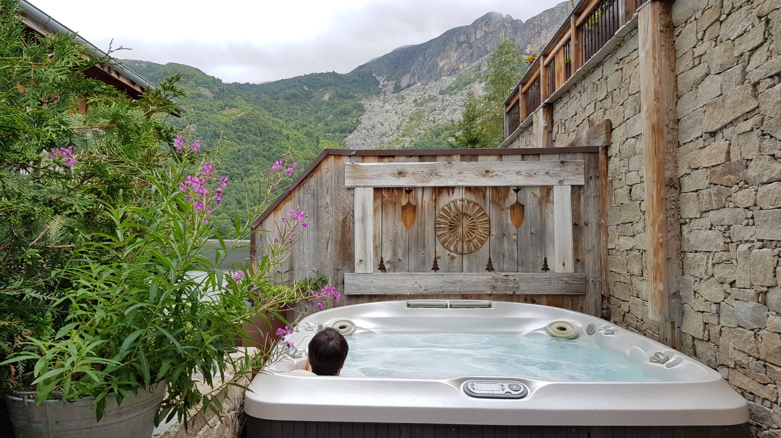 Spa Hotel Bela Vya 3 Vallees Spa Hotel Bela Vya 3 Vallees