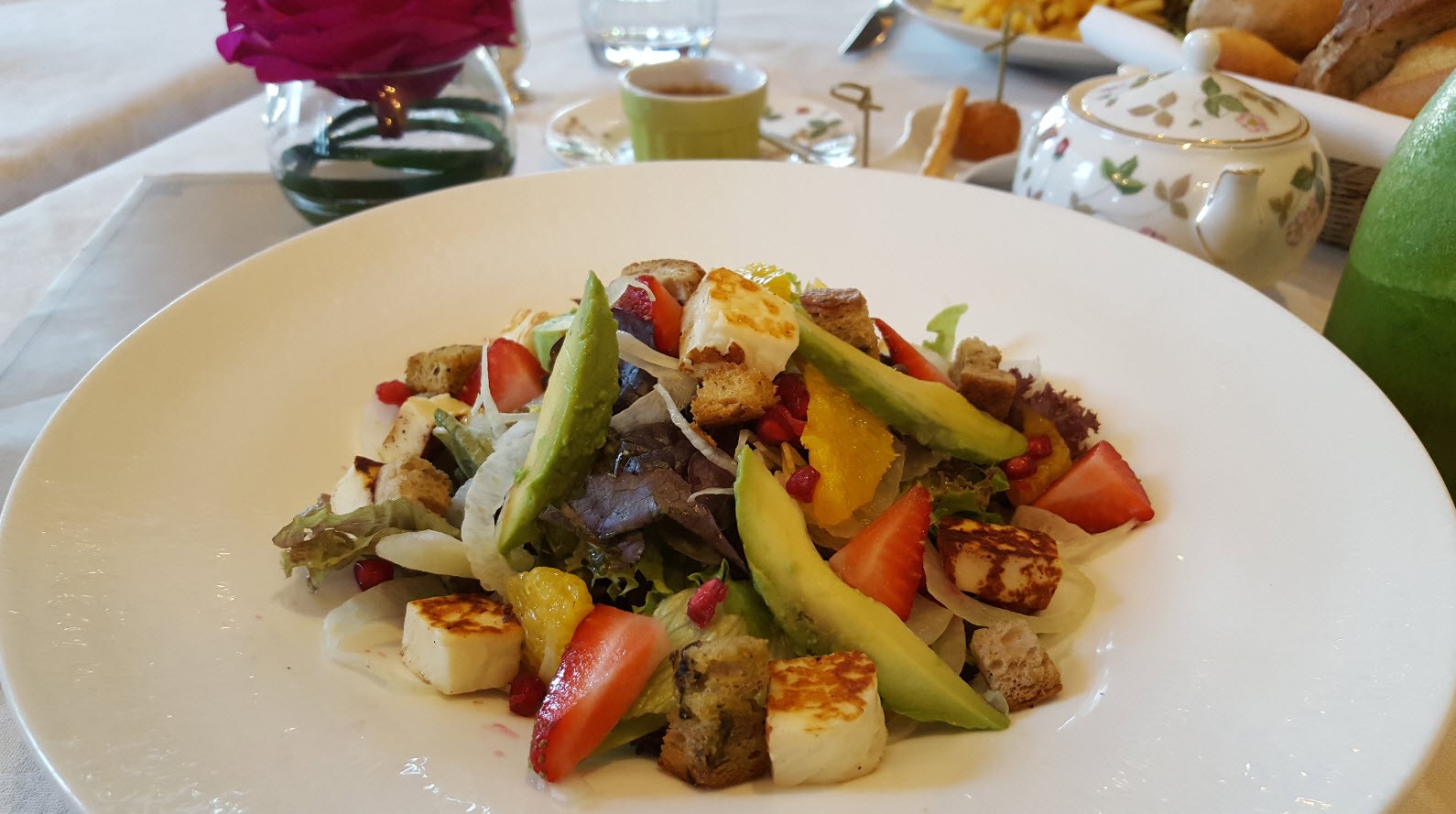 Salade halloumi et fraises Salade halloumi et fraises