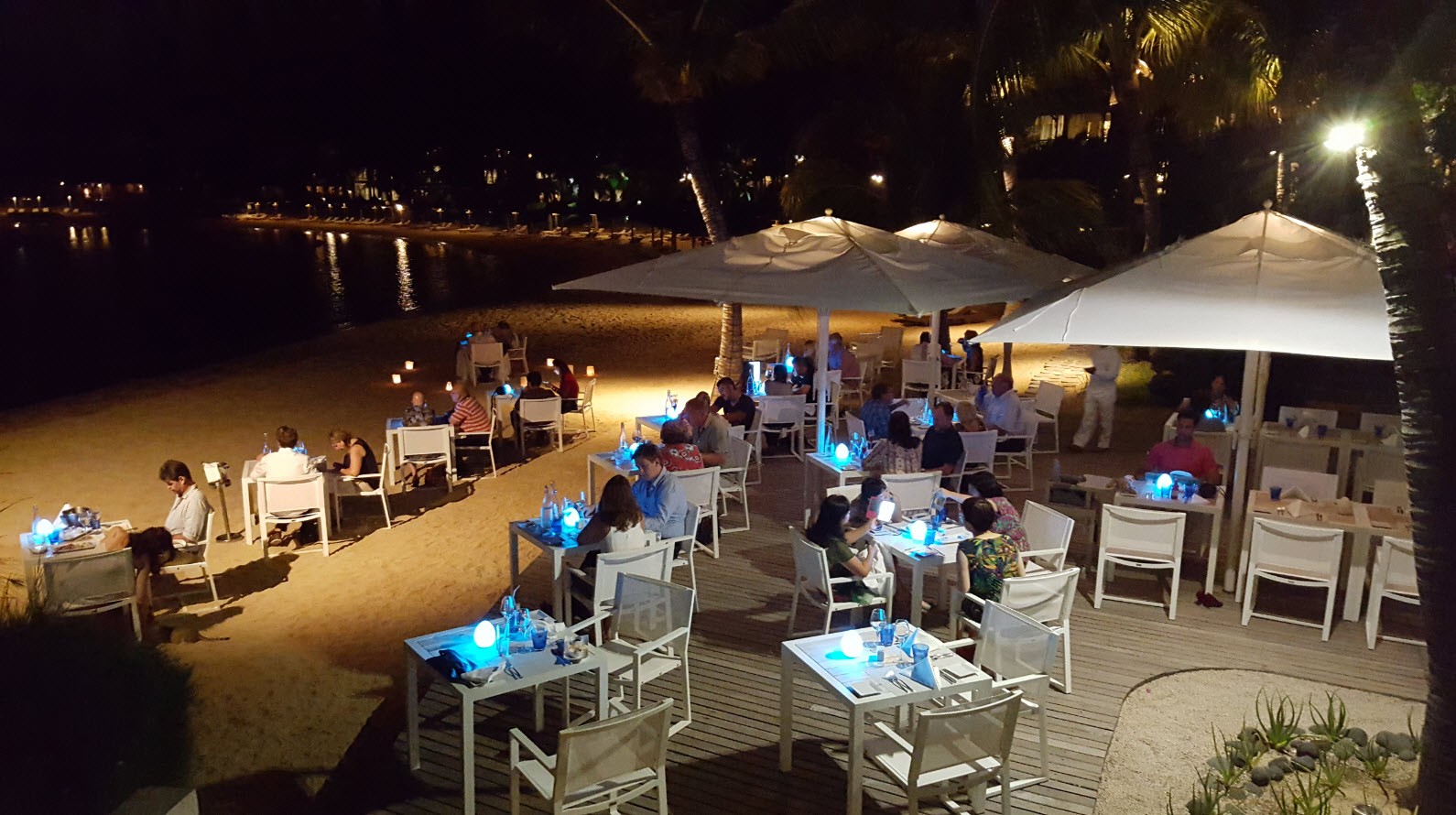 Restaurant Abalone les pieds dans le sable Restaurant Abalone les pieds dans le sable