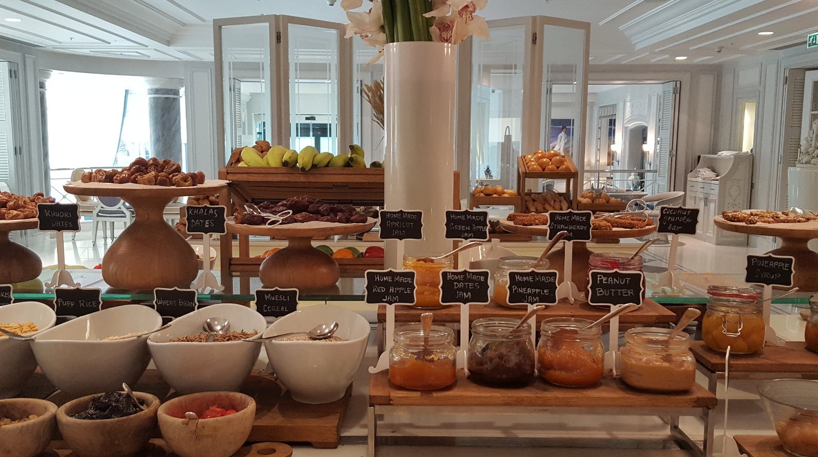 Grand buffet Grand buffet