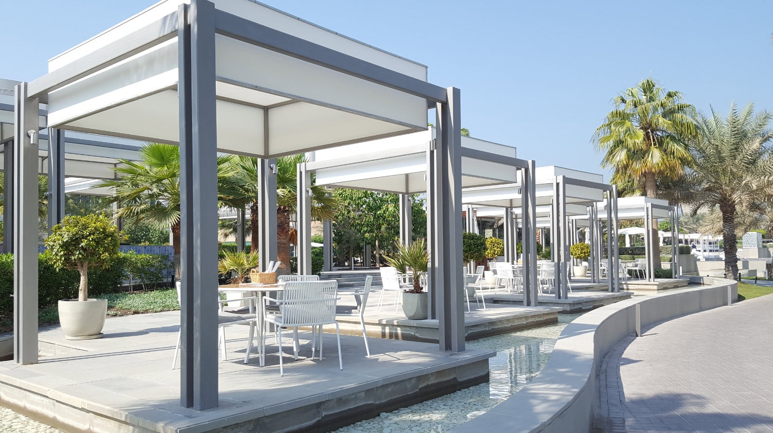 Terrasse exterieure La Plage Terrasse exterieure La Plage