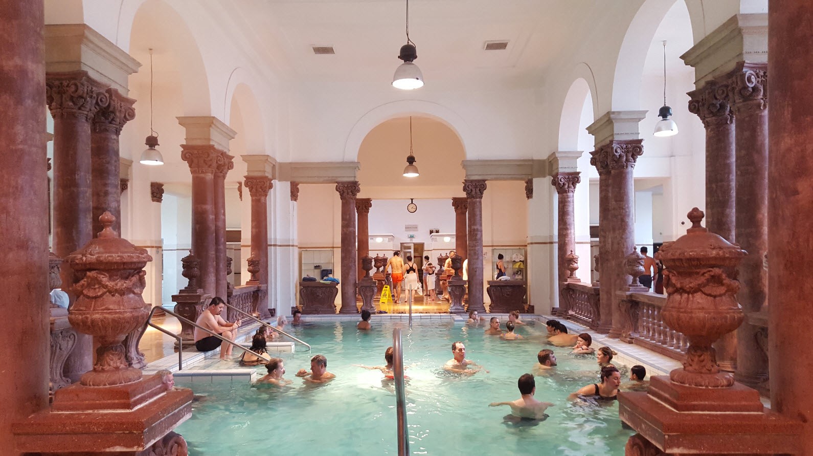 Bains interieurs Bains interieurs