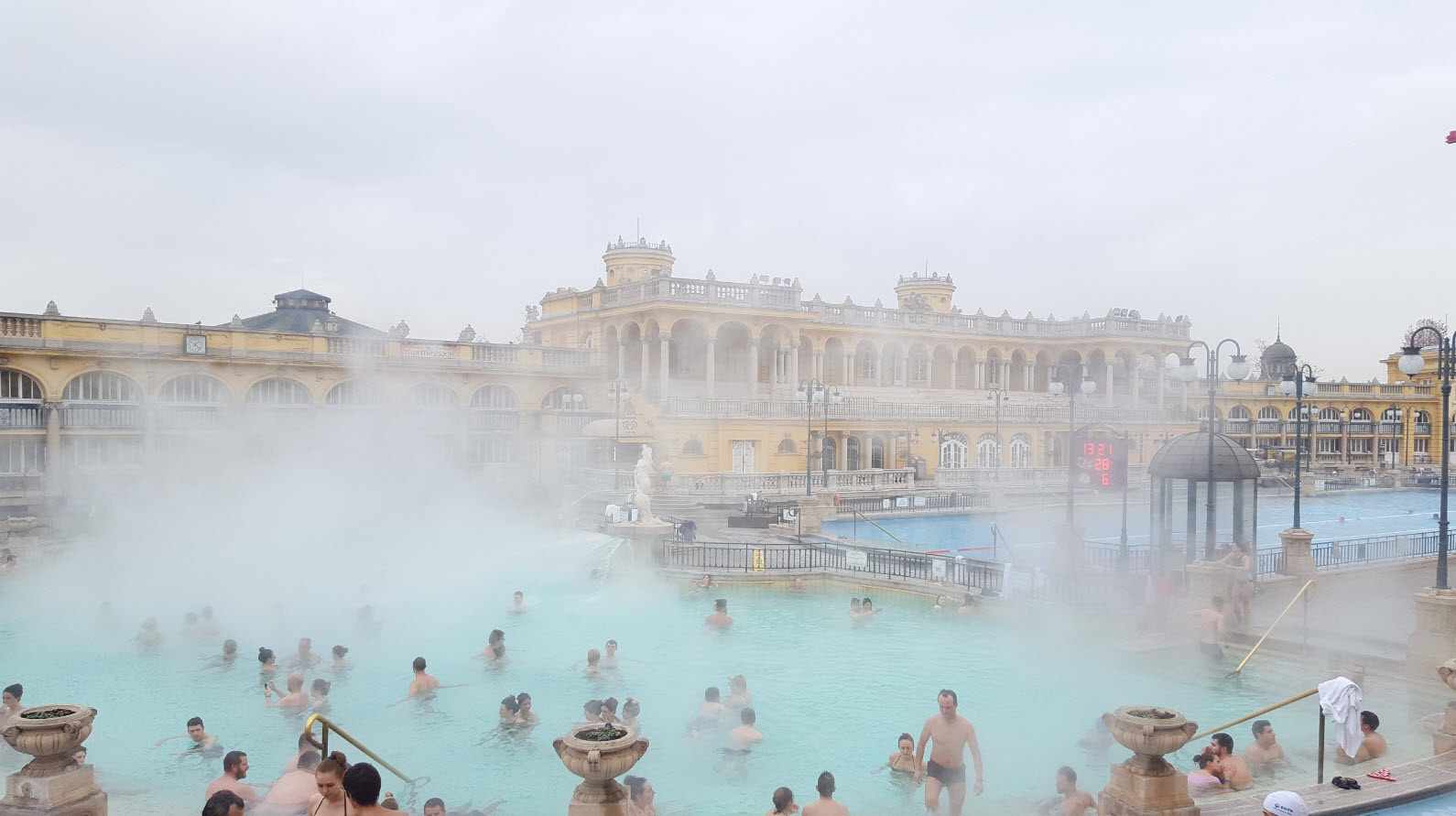 Bains exterieurs Budapest Bains exterieurs Budapest