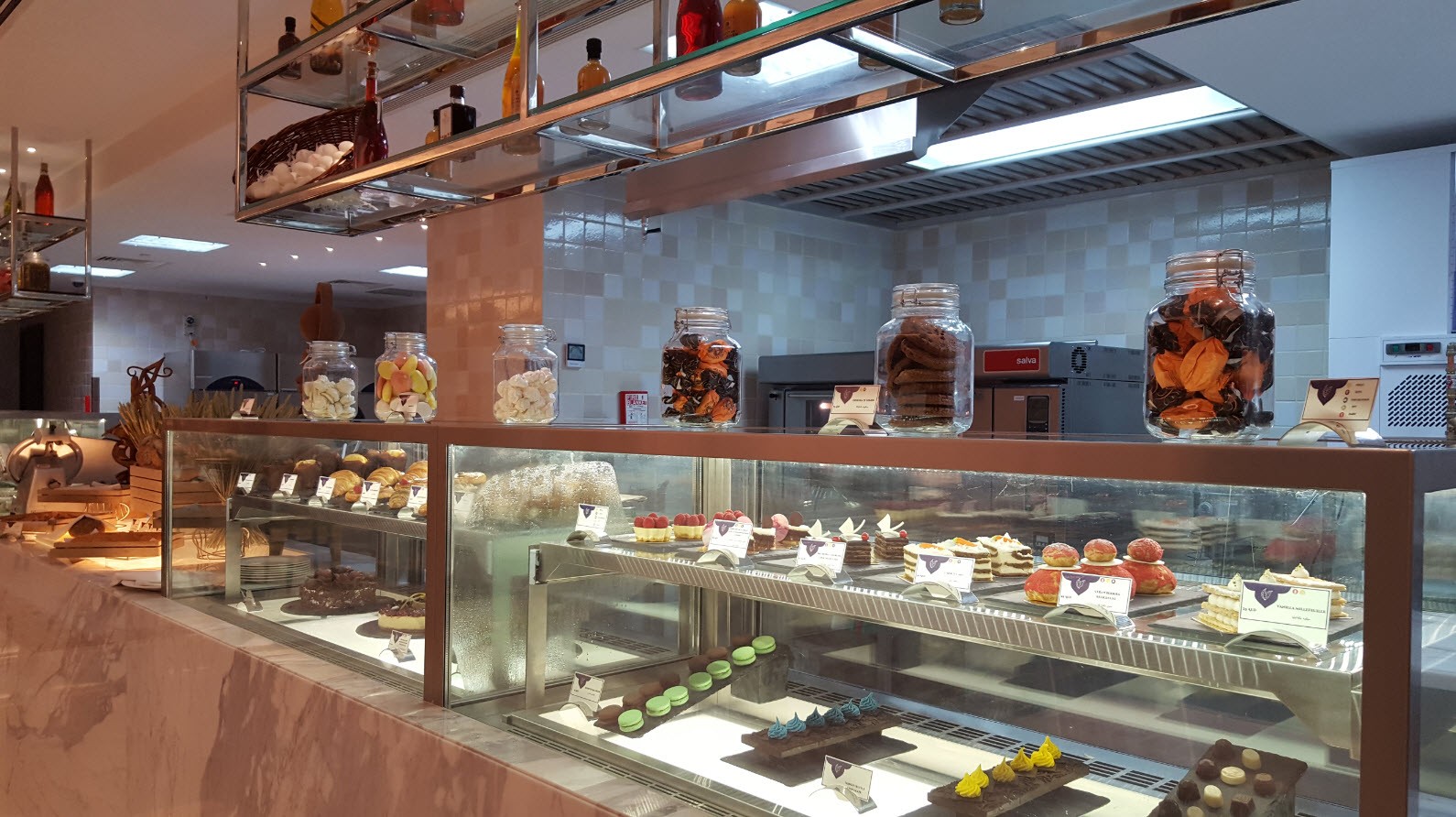 Deli shop Bab Al Qasr Deli shop Bab Al Qasr