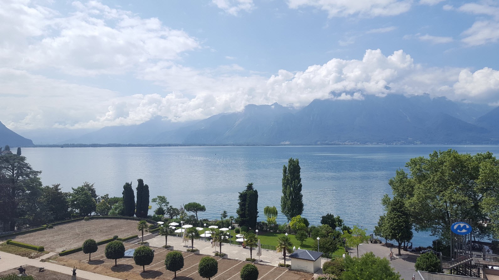 Vue cote lac Vue cote lac