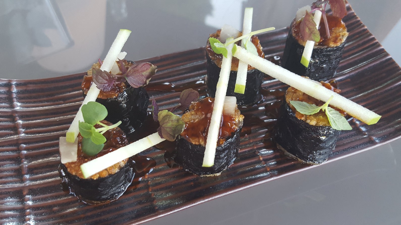 Maki poele au foie gras pomme verte et gingembre Maki poele au foie gras pomme verte et gingembre