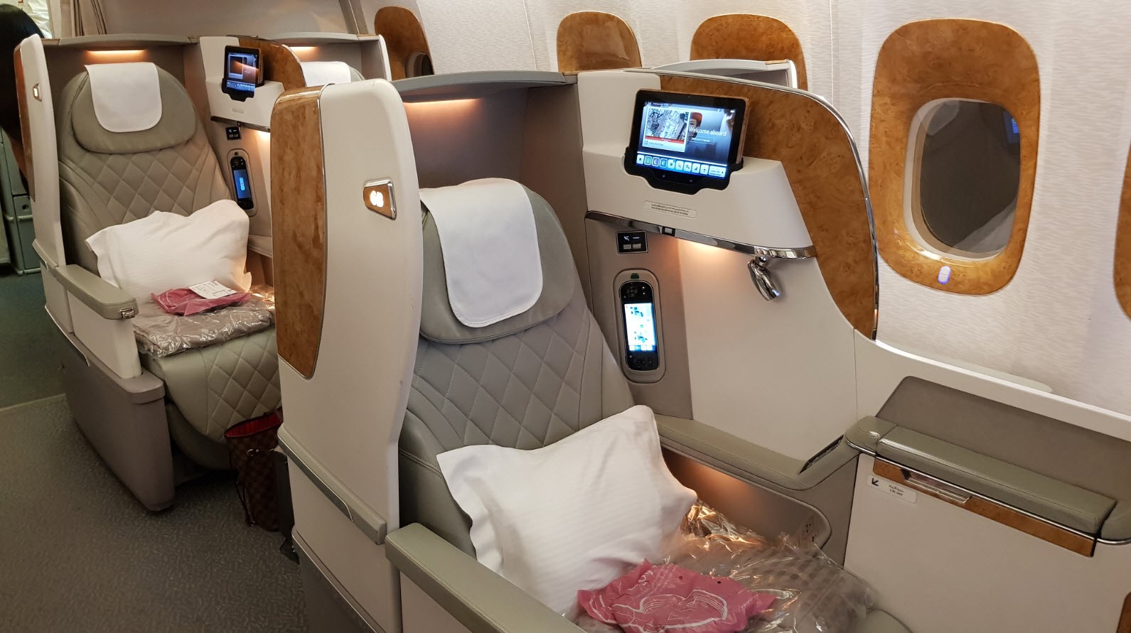 Business Class Emirates 777 Business Class Emirates 777