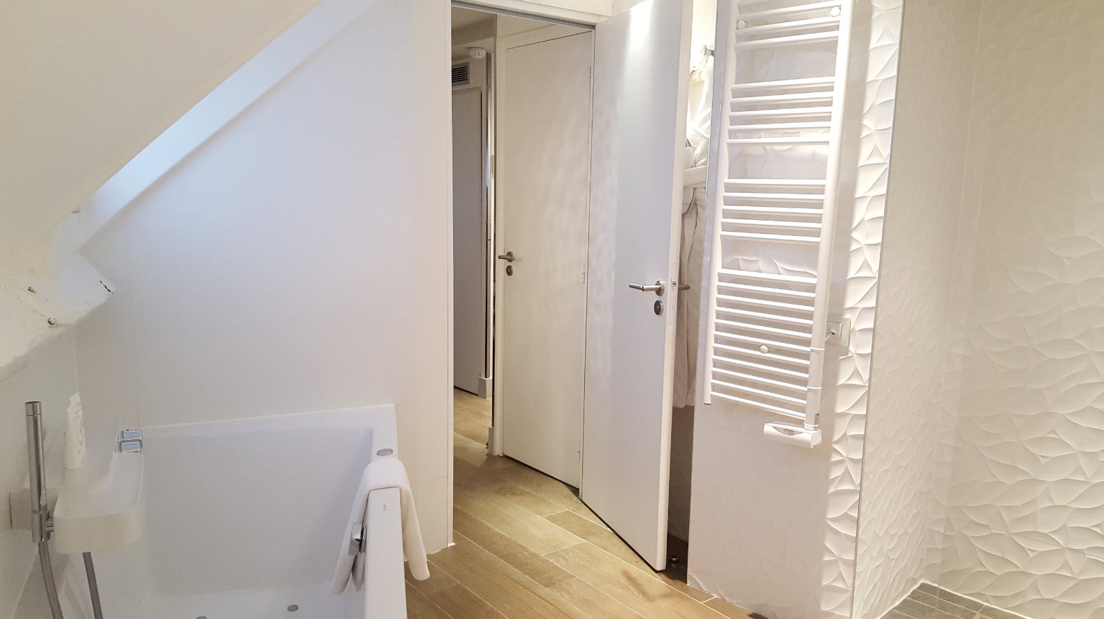 Salle de bains 4 Salle de bains 4