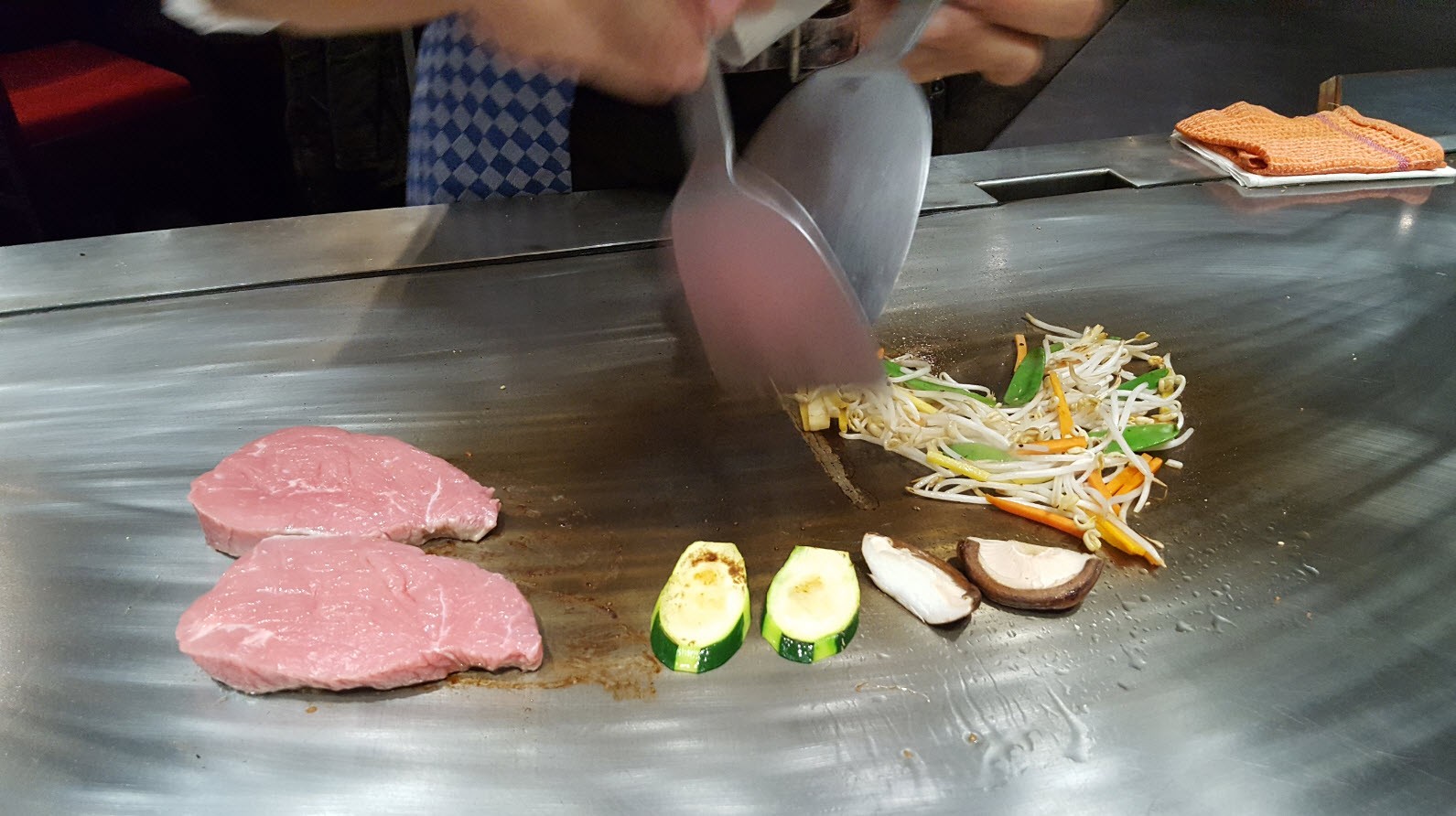 Live cooking Live cooking