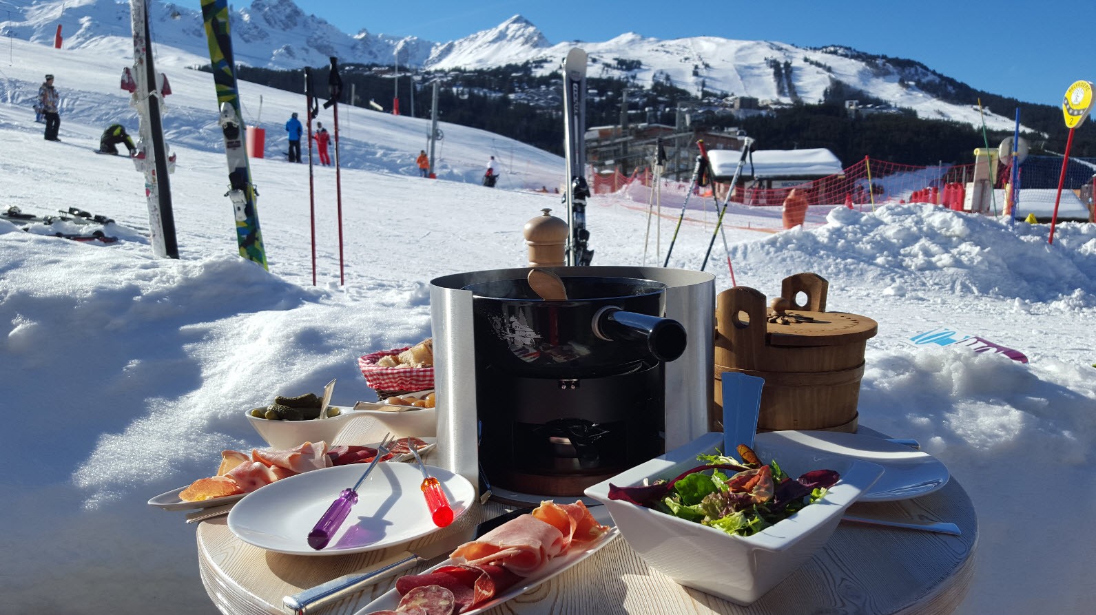 Fondue sur les pistes Fondue sur les pistes