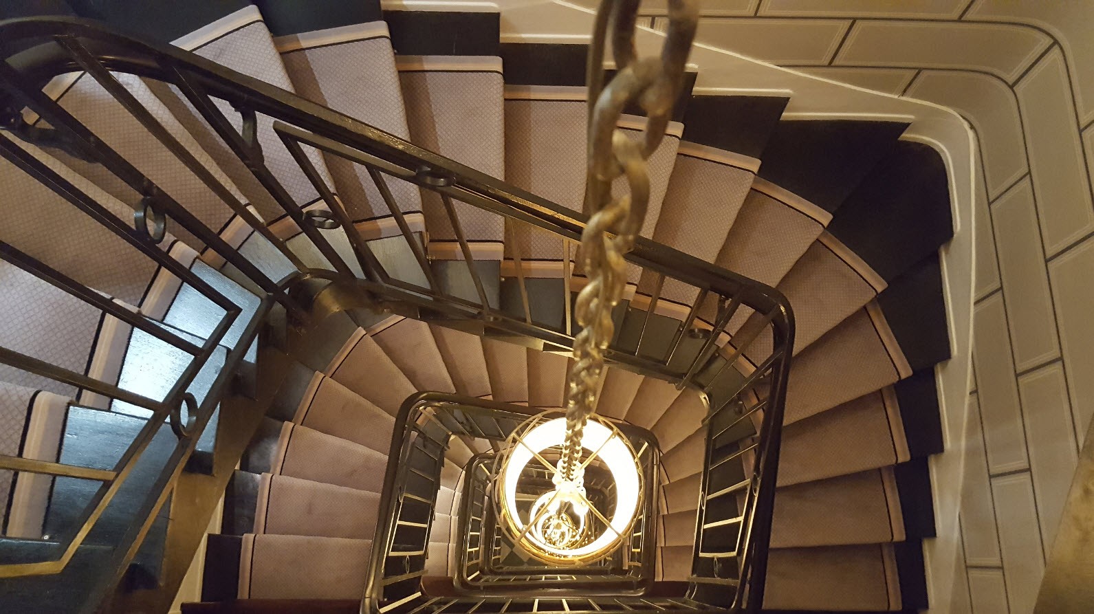Cage escalier Cage escalier