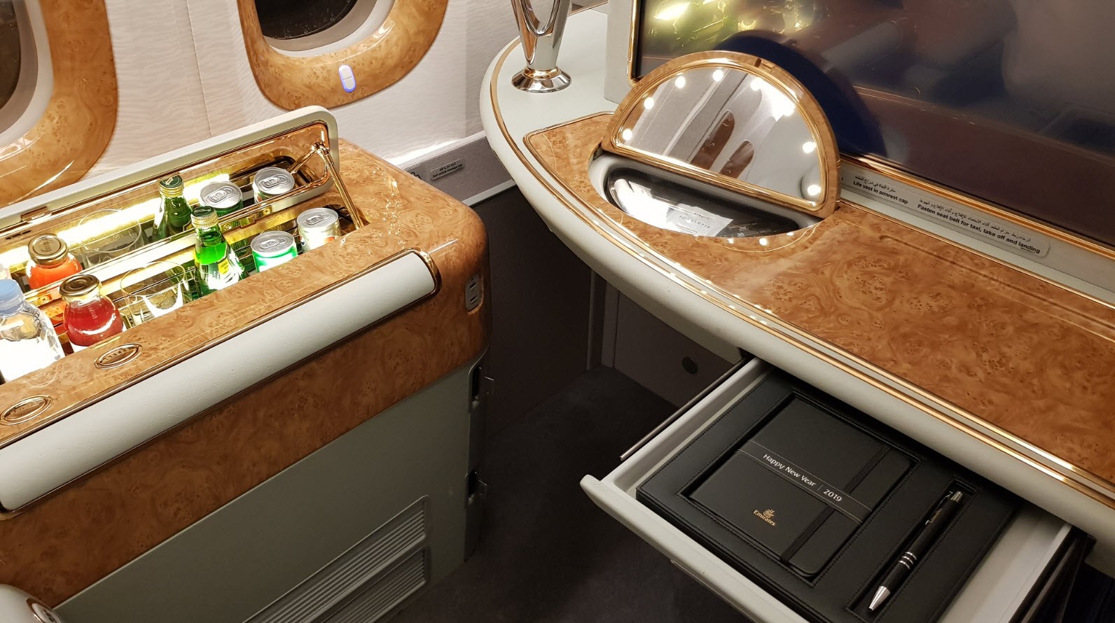 Fisrt Class Emirates Fisrt Class Emirates