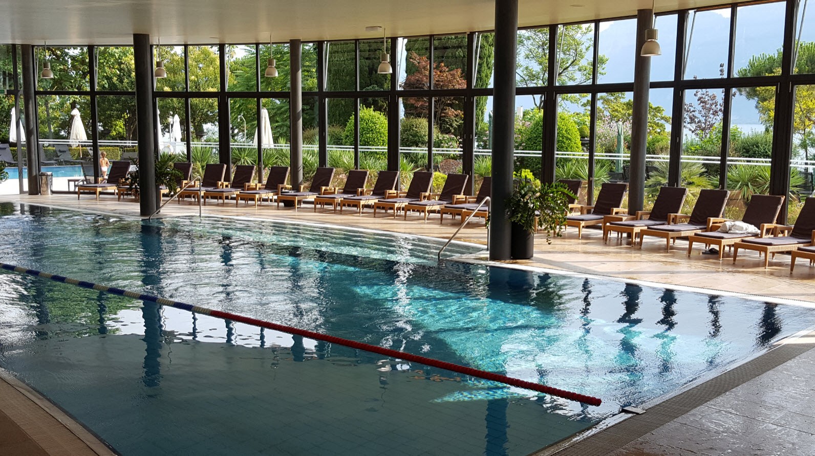 Piscine interieure du Fairmont Le Montreux Palace Piscine interieure du Fairmont Le Montreux Palace