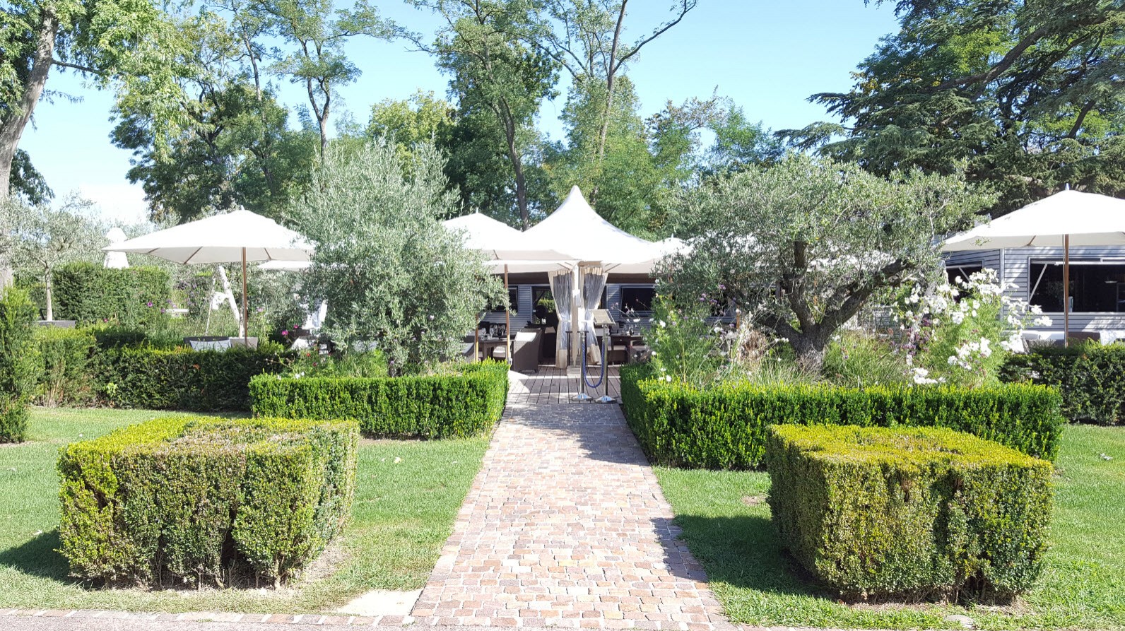 Lodge ete Lodge ete