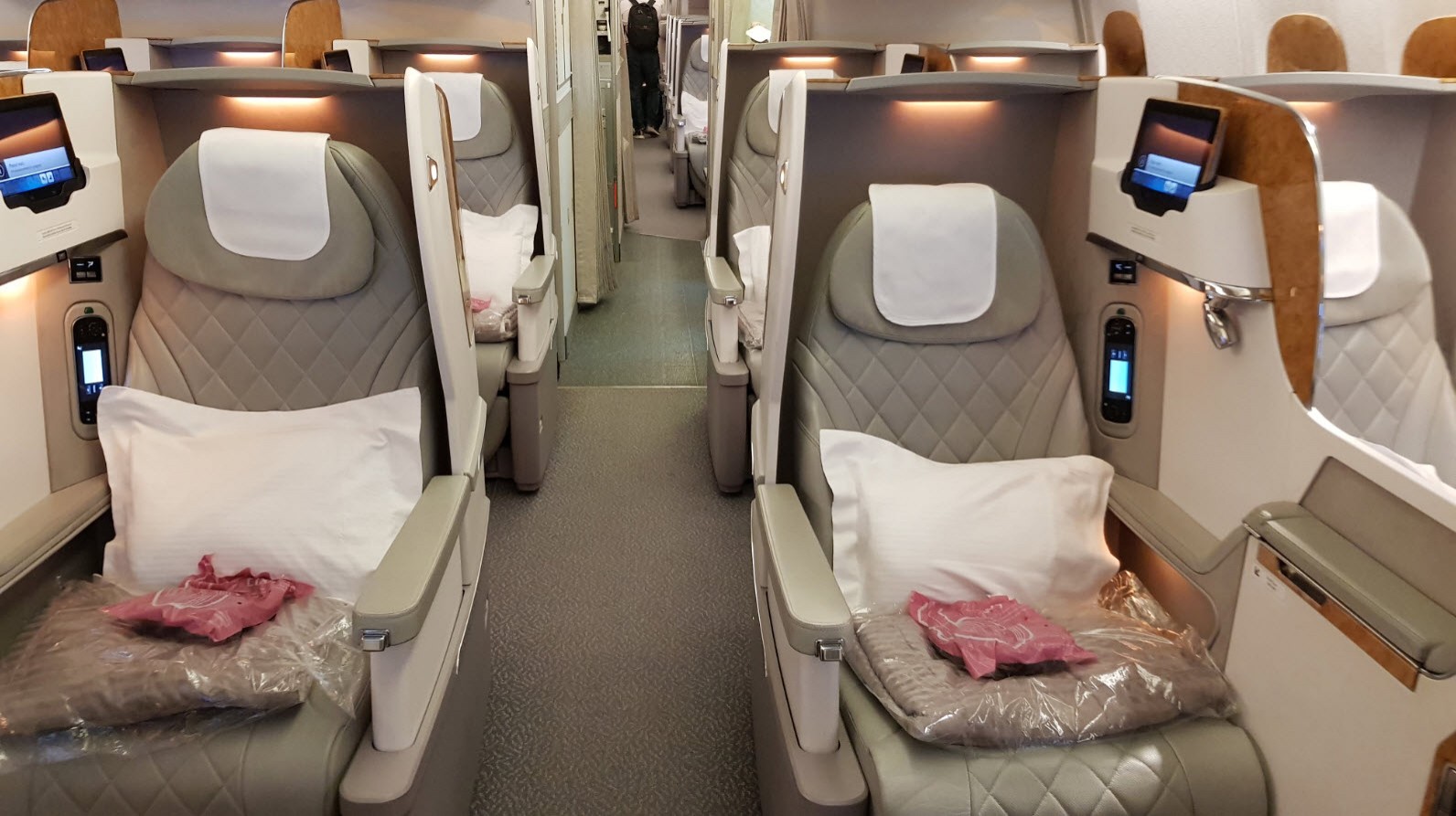 Business Class Emirates 777 Business Class Emirates 777