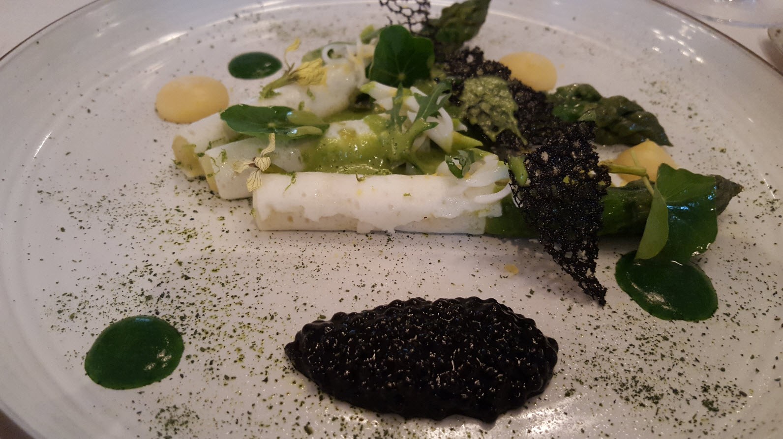 Entree asperge restaurant etoile Entree asperge restaurant etoile