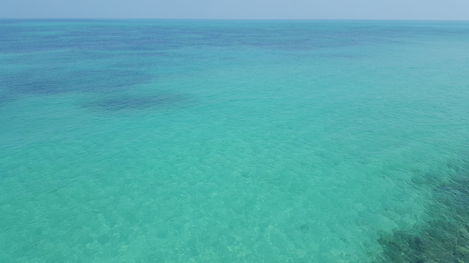 Eau turquoise Eau turquoise