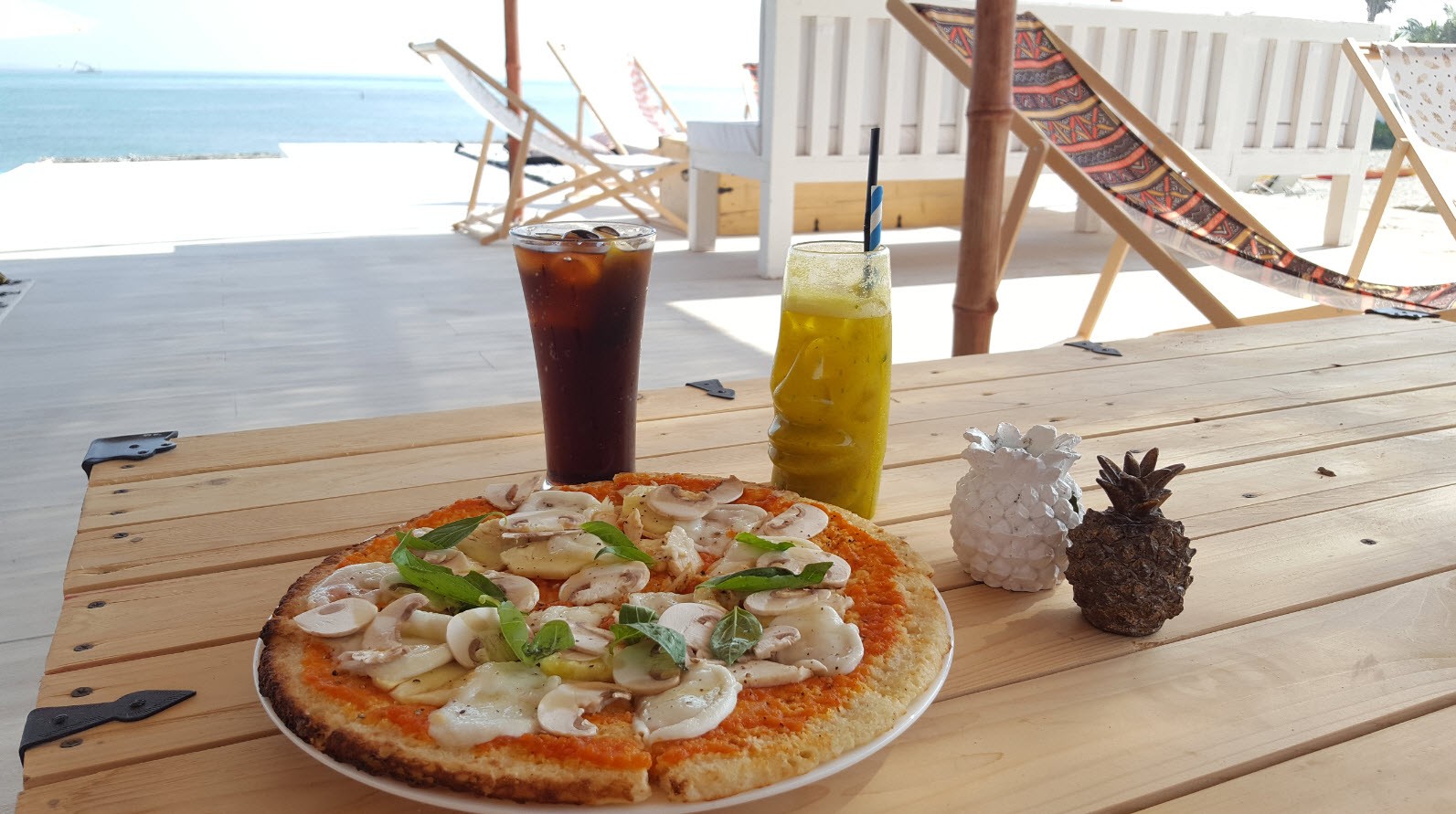 Pizza sans gluten a l'ananas Pizza sans gluten a l'ananas
