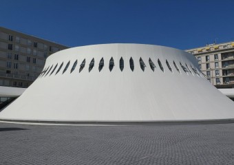 Bibliothèque Oscar Niemeyer