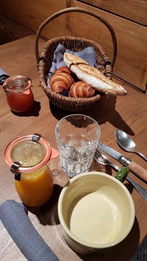 Petit dejeuner Petit dejeuner