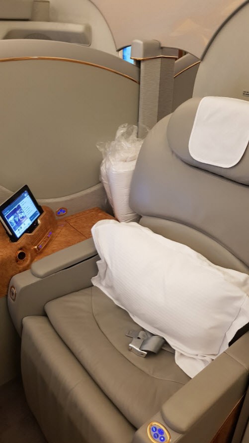 Fisrt Class Emirates Fisrt Class Emirates