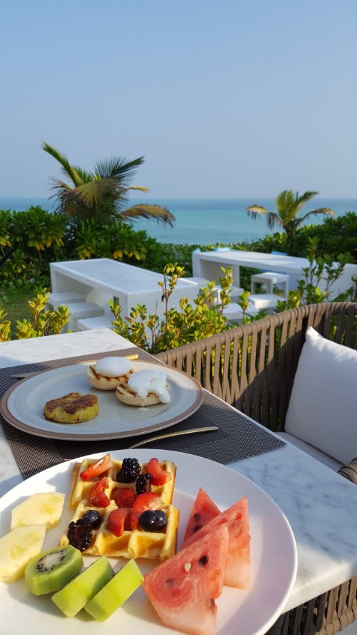 Petit dejeuner avec vue Petit dejeuner avec vue