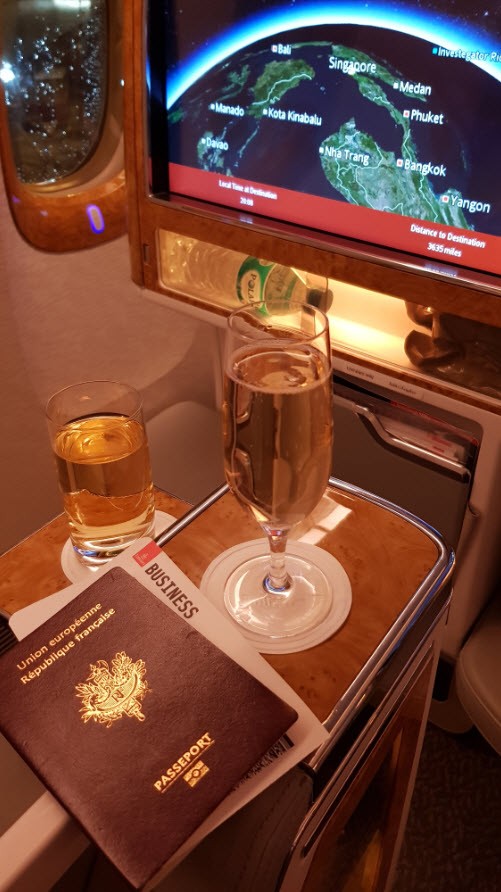 Business Class Emirates 777 Business Class Emirates 777