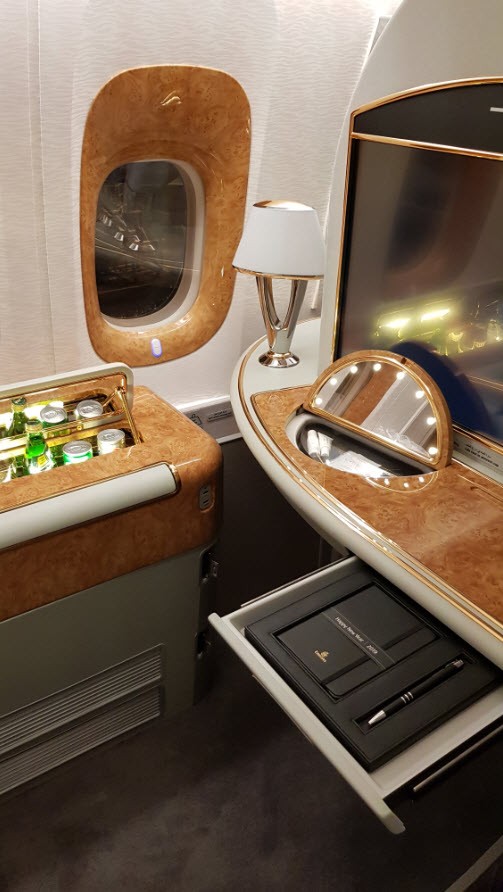 Fisrt Class Emirates Fisrt Class Emirates