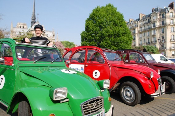 Balade en 2CV Paris 15 Balade en 2CV Paris 15