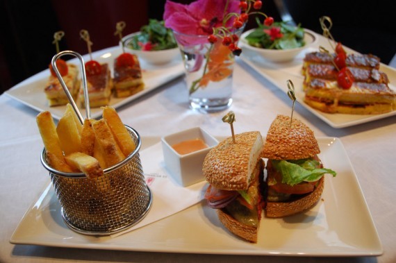 Bar Le Richemond Geneve (18) Bar Le Richemond Geneve (18)