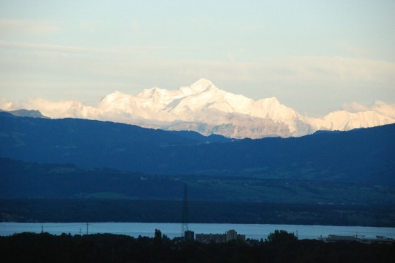 Vue sur les Alpes depuis Nyon 02 Vue sur les Alpes depuis Nyon 02