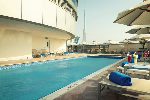 DXB Warwick (5) DXB Warwick (5)